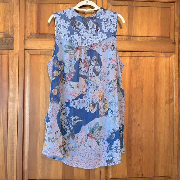 LOGO by Lori Goldstein Floral Sheer Tooper Size Large - Picture 6 of 9